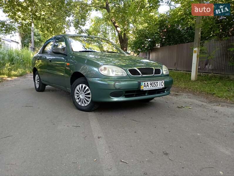 Седан Daewoo Lanos 2009 в Києві