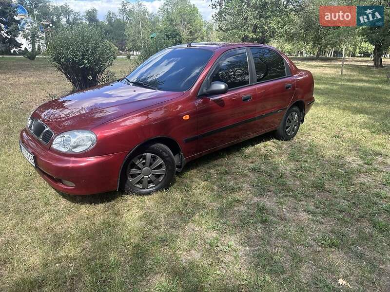 Седан Daewoo Lanos 2005 в Нікополі