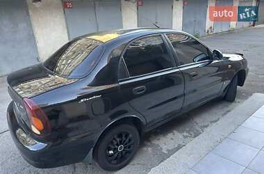 Седан Daewoo Lanos 2011 в 
