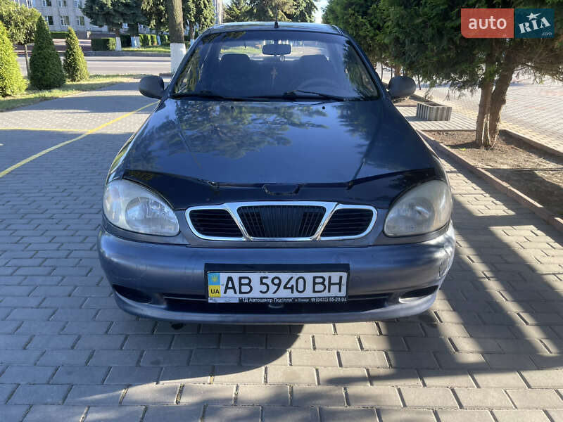 Седан Daewoo Lanos 2010 в Калиновке