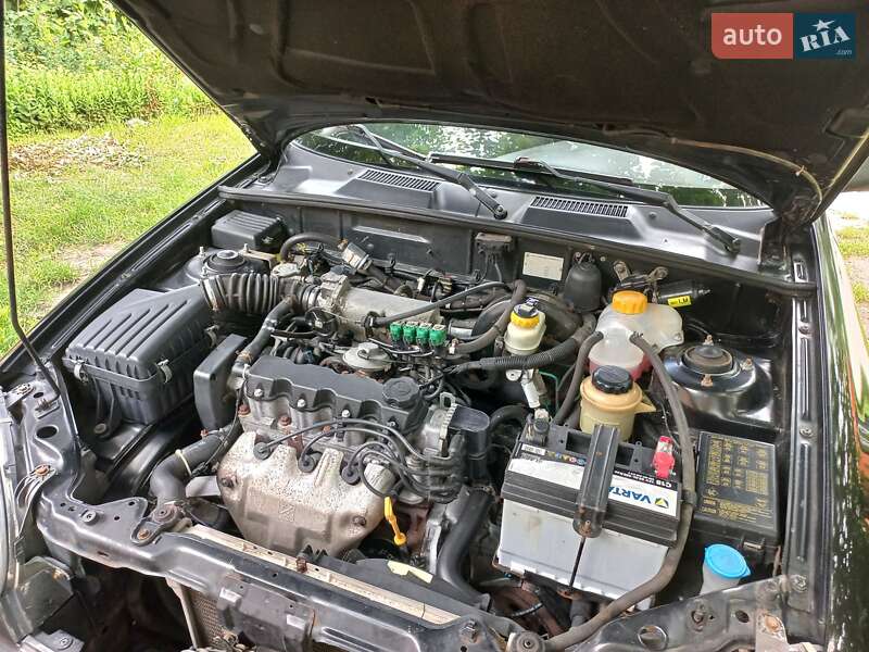 Седан Daewoo Lanos 2008 в Шостке