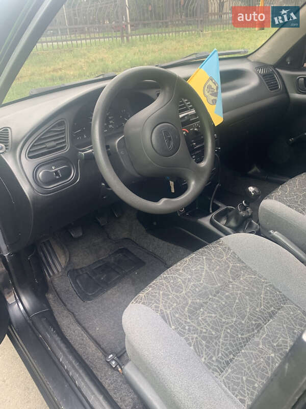Седан Daewoo Lanos 2006 в Одессе
