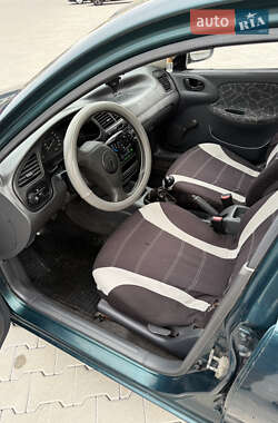 Седан Daewoo Lanos 2003 в 