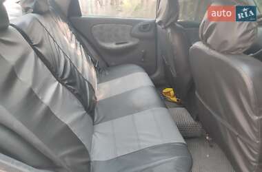 Седан Daewoo Lanos 2002 в 