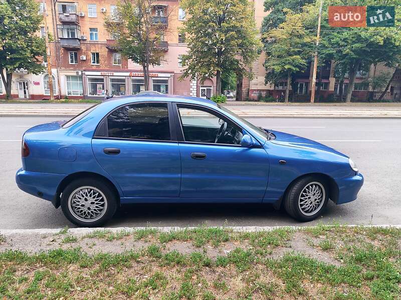 Седан Daewoo Lanos 2006 в Дніпрі