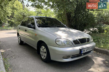 Седан Daewoo Lanos 2008 в Ровно