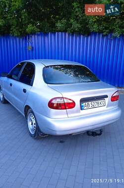 Седан Daewoo Lanos 2004 в 