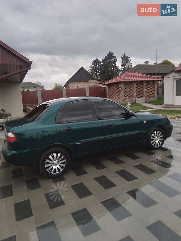 Седан Daewoo Lanos 2005 в Козове