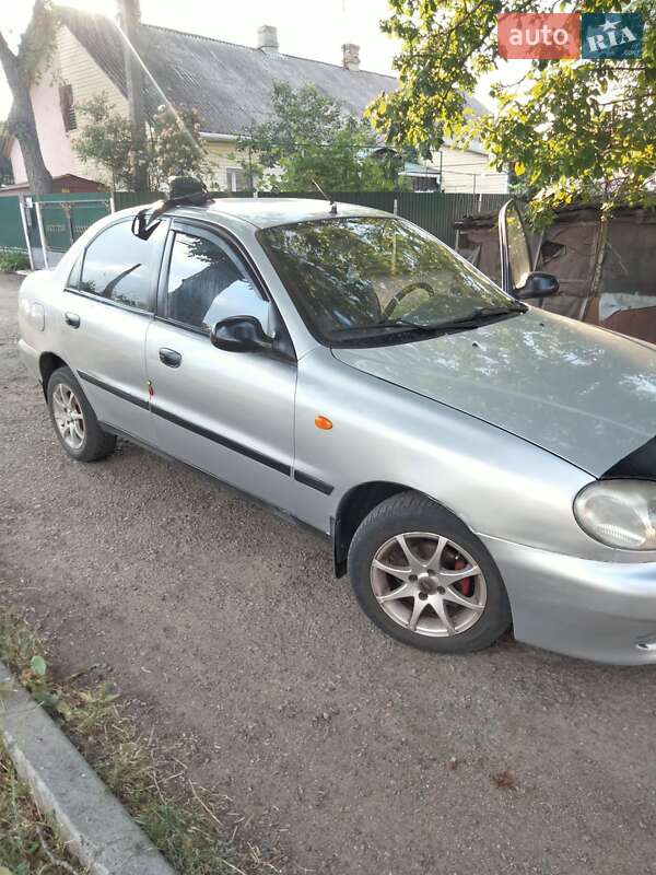 Седан Daewoo Lanos 2006 в Подільську