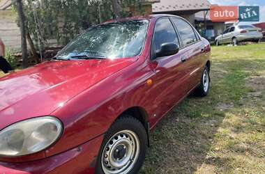 Седан Daewoo Lanos 2006 в Дубні