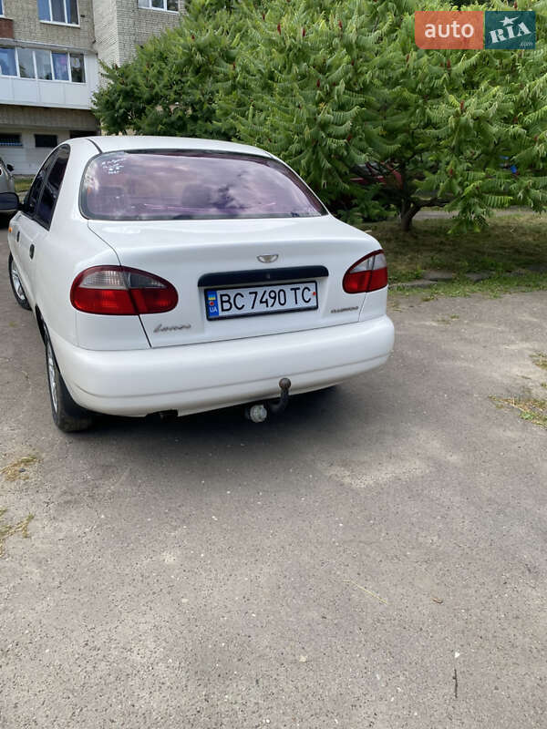 Седан Daewoo Lanos 2003 в Львове