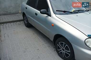 Хэтчбек Daewoo Lanos 2008 в 