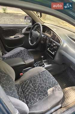 Седан Daewoo Lanos 2002 в 