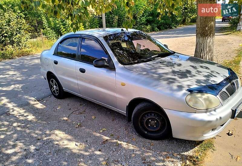 Седан Daewoo Lanos 2007 в Апостоловому