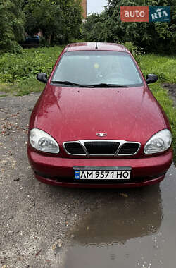 Седан Daewoo Lanos 2006 в Дубні