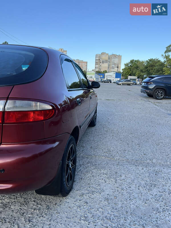 Хетчбек Daewoo Lanos 2002 в Одесі