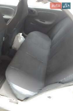 Седан Daewoo Lanos 1998 в 