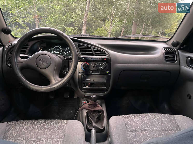 Седан Daewoo Lanos 2008 в Днепре