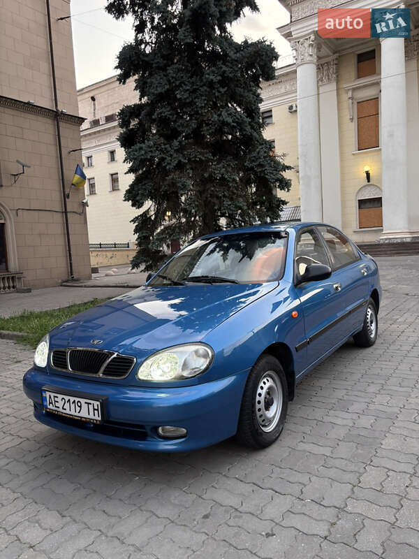 Седан Daewoo Lanos 2001 в 