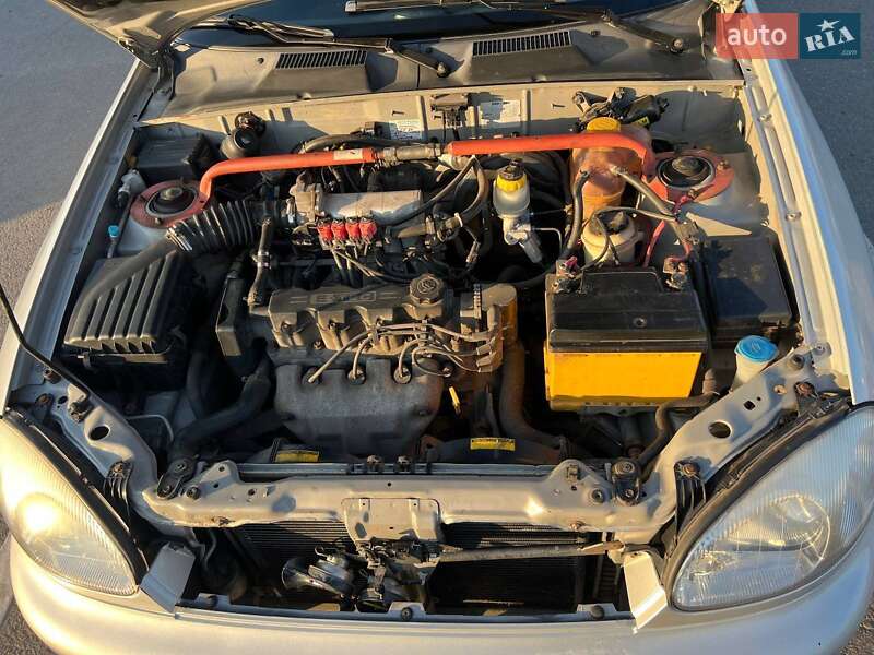 Седан Daewoo Lanos 2004 в Кривом Роге
