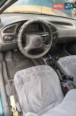 Седан Daewoo Lanos 2000 в 