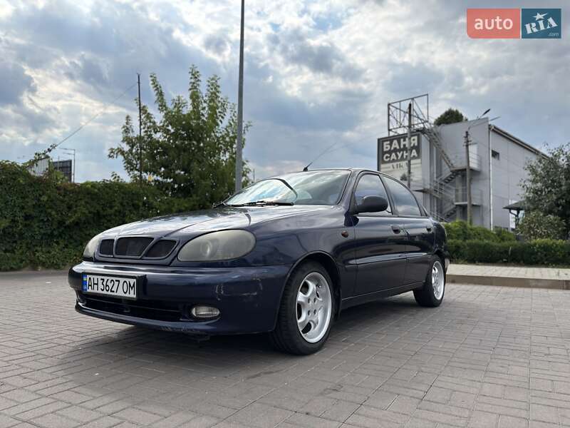 Седан Daewoo Lanos 2003 в Киеве