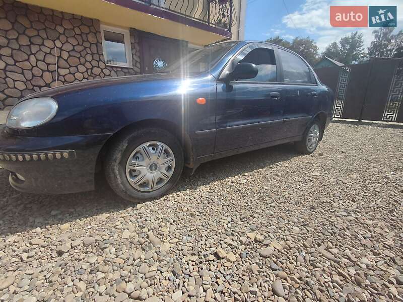 Седан Daewoo Lanos 2008 в Калуші