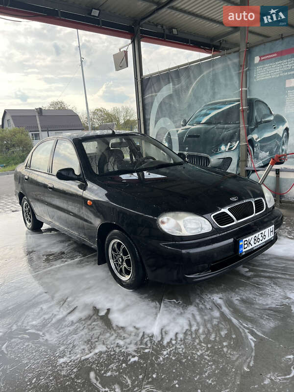 Седан Daewoo Lanos 2008 в Здолбунове