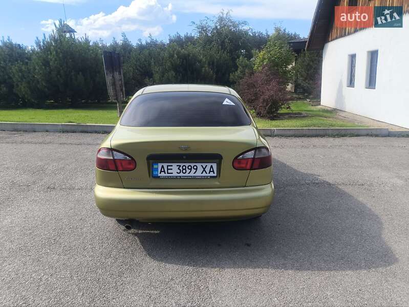 Седан Daewoo Lanos 2008 в Новомосковську