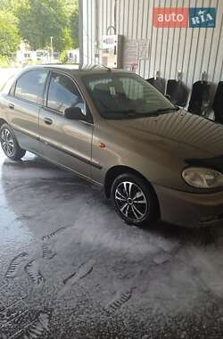 Хэтчбек Daewoo Lanos 2001 в Запорожье