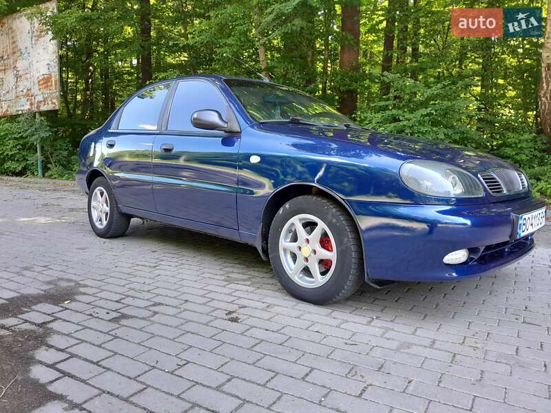 Седан Daewoo Lanos 2003 в Кременце