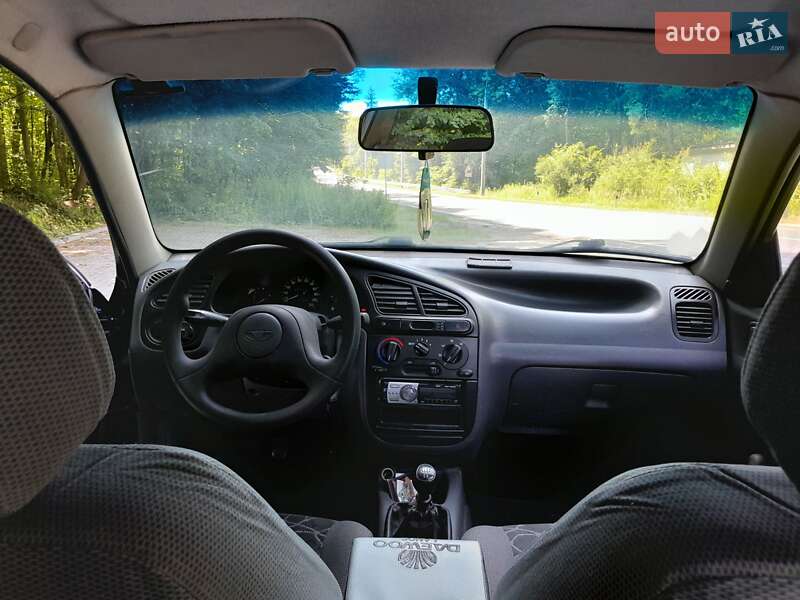 Седан Daewoo Lanos 2003 в Кременце