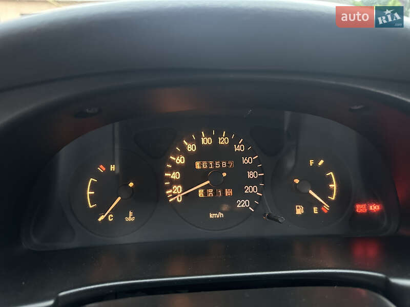 Седан Daewoo Lanos 2006 в Хотині