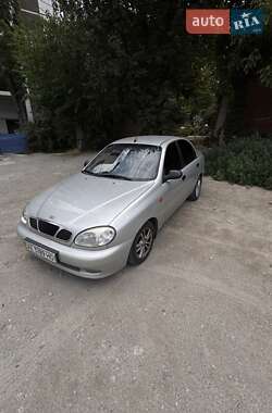 Седан Daewoo Lanos 2004 в Днепре