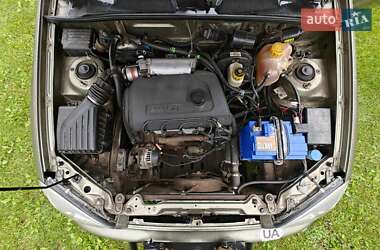 Седан Daewoo Lanos 2004 в 