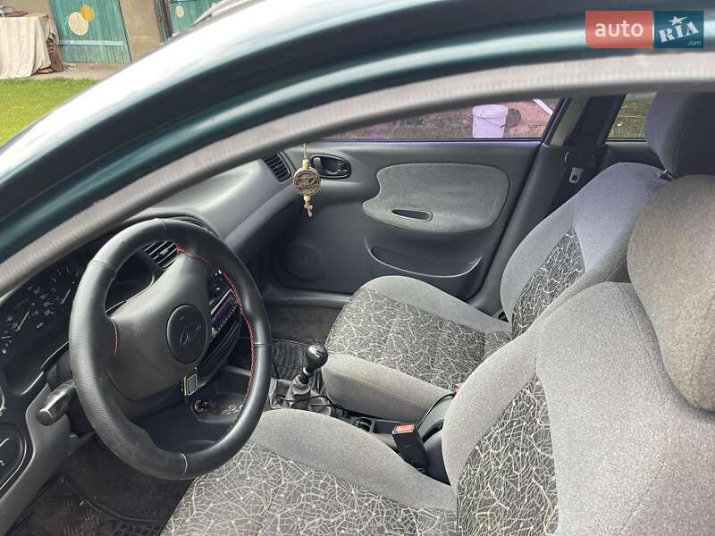 Седан Daewoo Lanos 2005 в Бродах