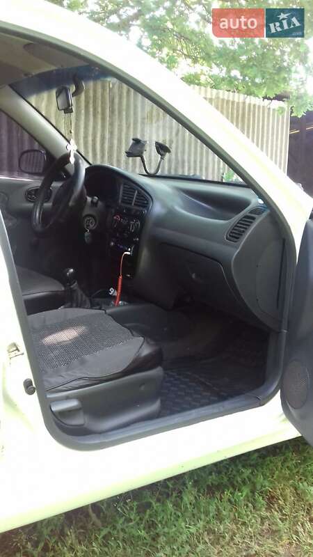 Седан Daewoo Lanos 2002 в Глухове фото 2 Седан Daewoo Lanos 2002 в Глухове