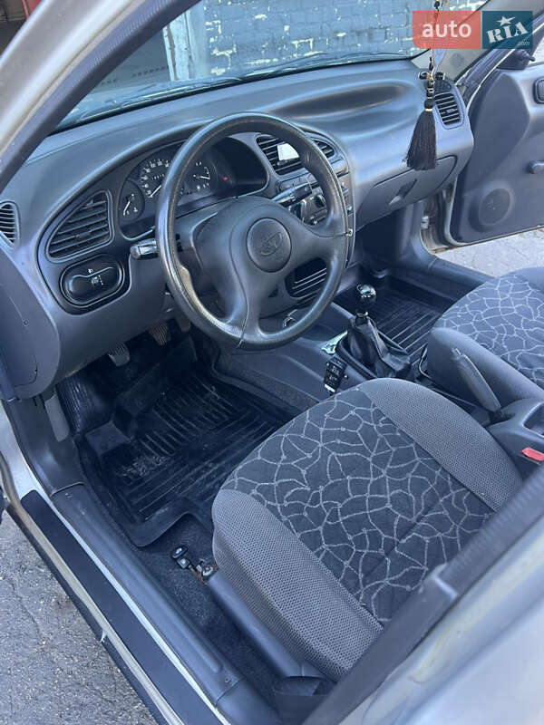 Седан Daewoo Lanos 2003 в Рівному