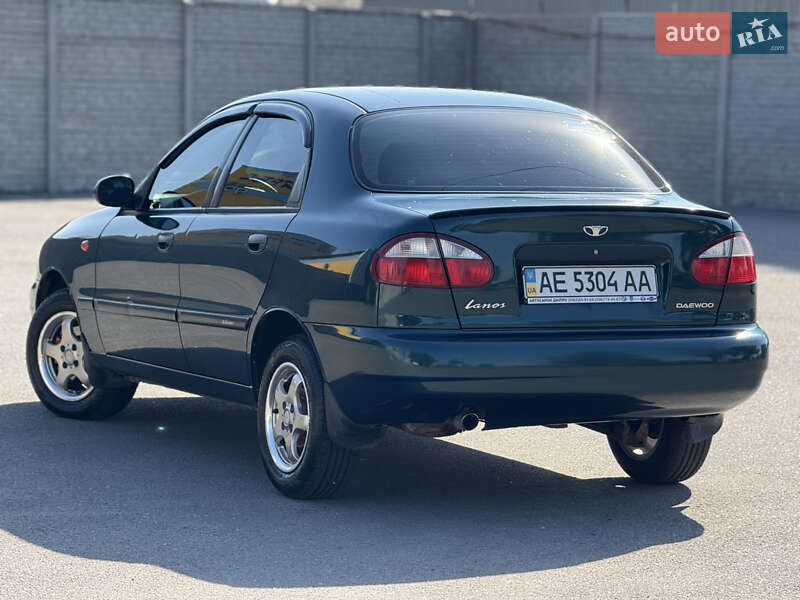 Седан Daewoo Lanos 2004 в Днепре