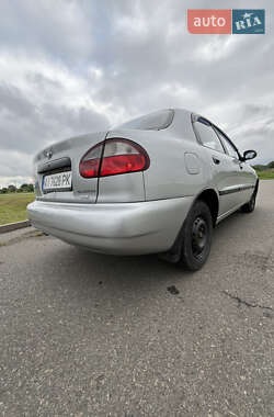 Седан Daewoo Lanos 2004 в 