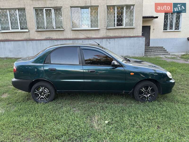 Седан Daewoo Lanos 2006 в Змиеве