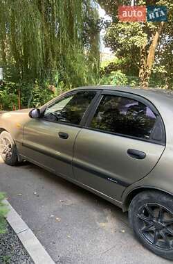 Седан Daewoo Lanos 2004 в 