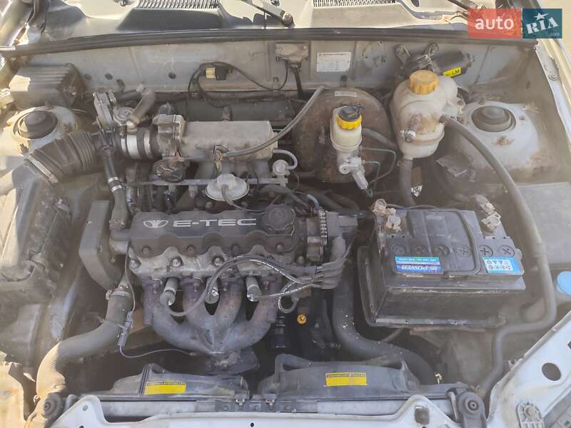 Седан Daewoo Lanos 2007 в Ровно