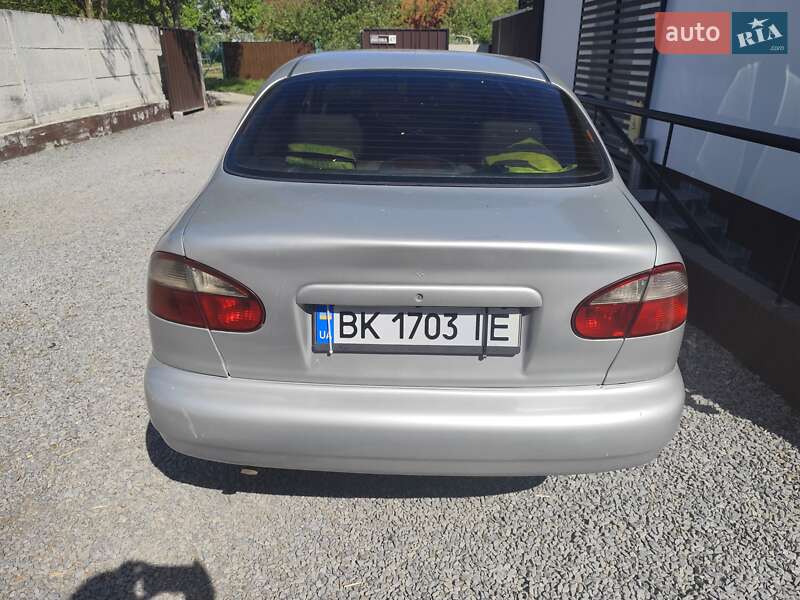 Седан Daewoo Lanos 2007 в Ровно