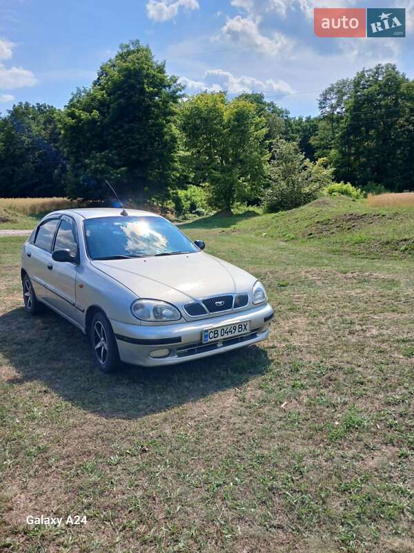Хэтчбек Daewoo Lanos 2003 в Ичне