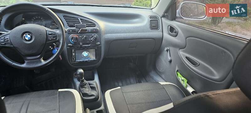 Седан Daewoo Lanos 2012 в Івано-Франківську
