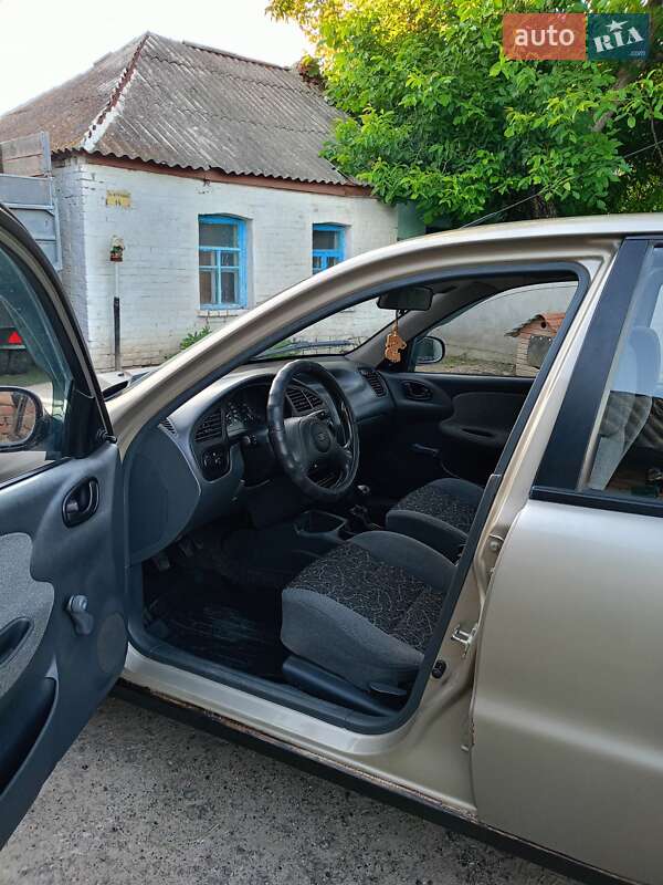 Седан Daewoo Lanos 2008 в Ильинцах