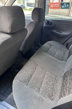 Седан Daewoo Lanos 2004 в 