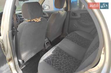Седан Daewoo Lanos 2003 в 