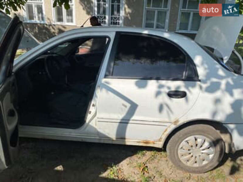 Седан Daewoo Lanos 2006 в Черновцах